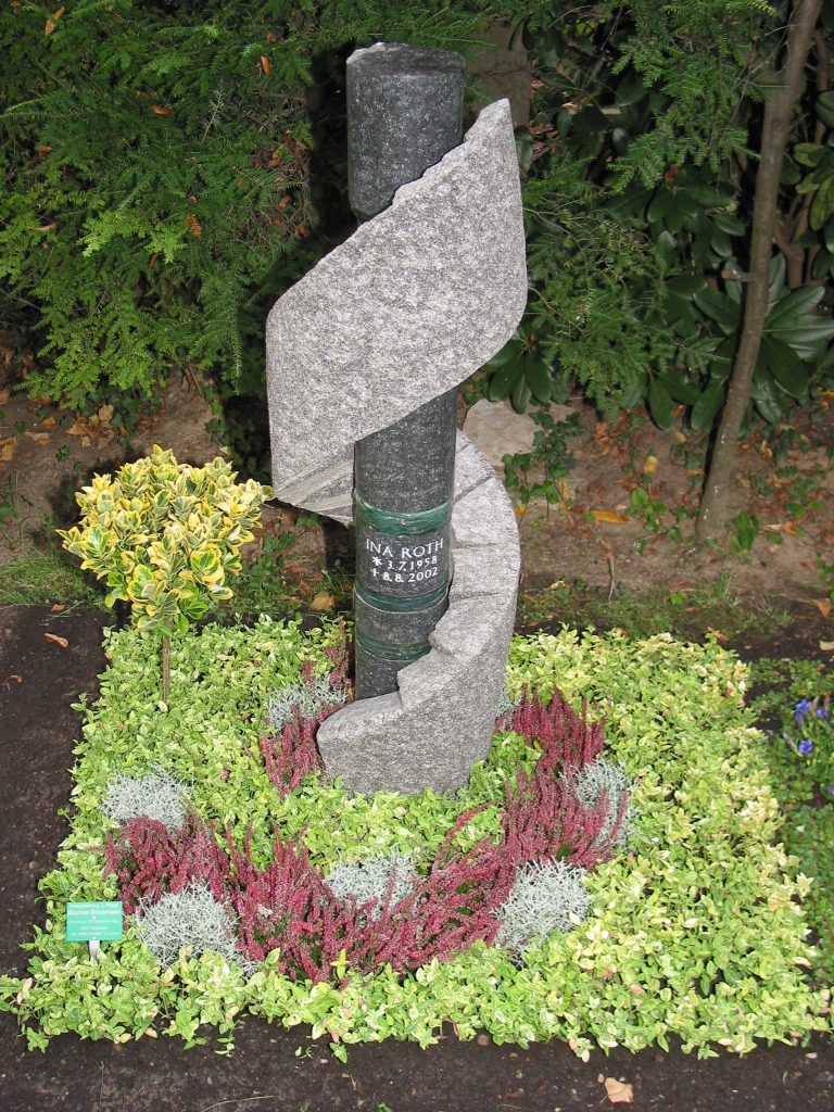 Grabanlage 6